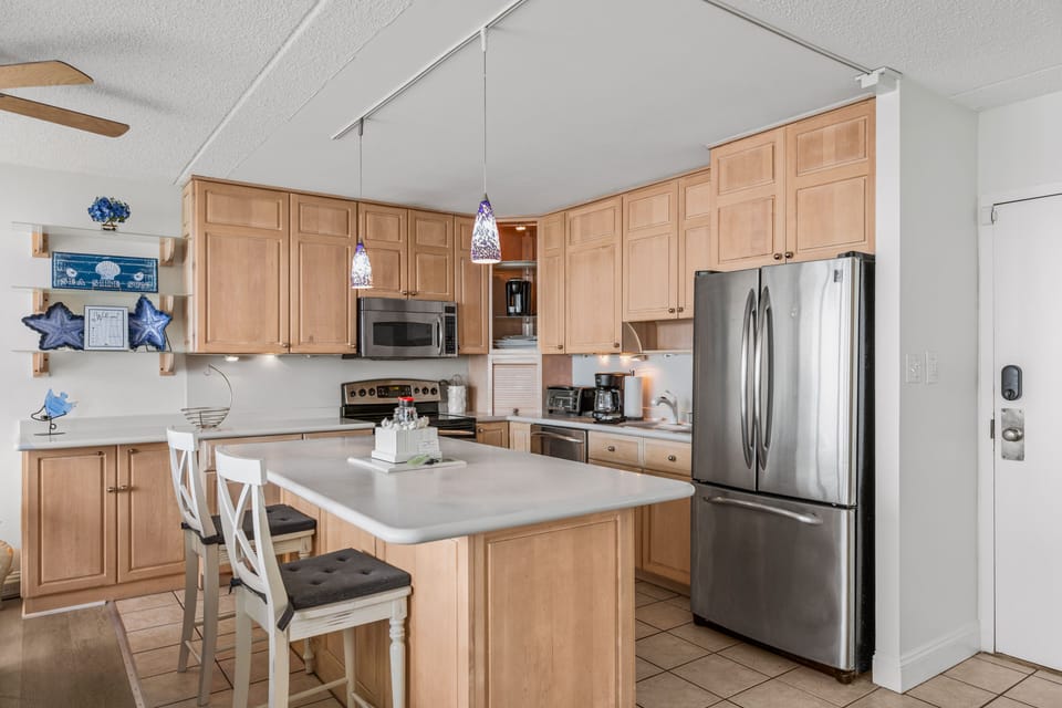 Kitchen (2)