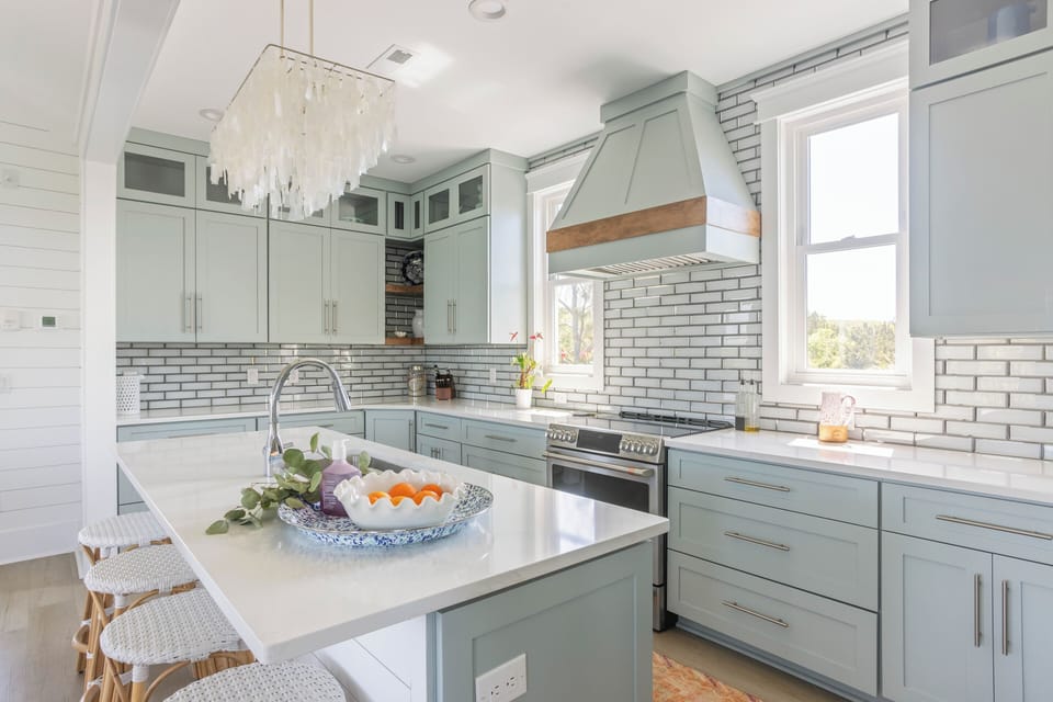Beautifully appointed kitchen