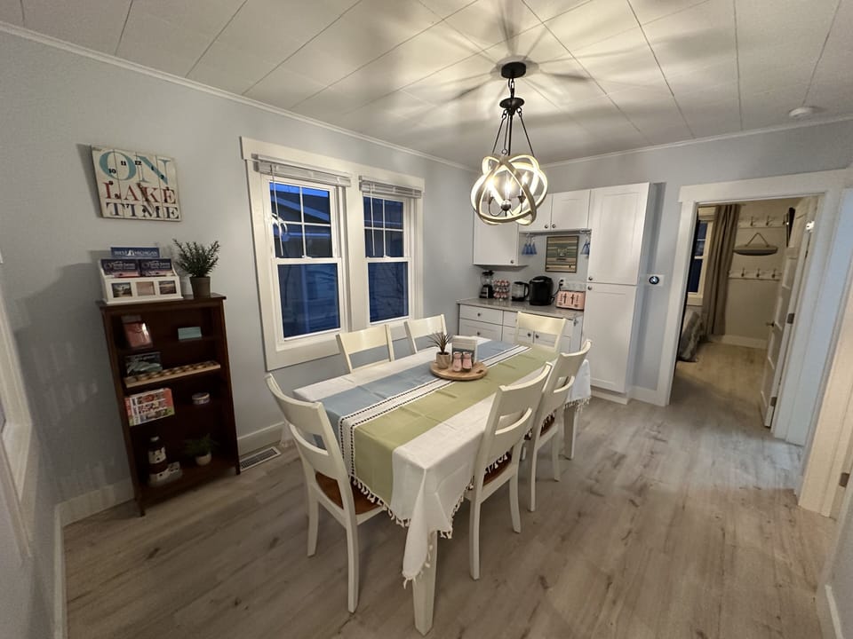 Dining room that seats six comfortably and a great place for puzzles and games!
