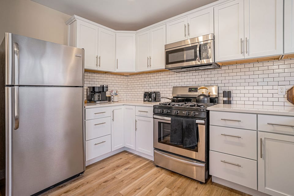 Fully Stocked Kitchen.