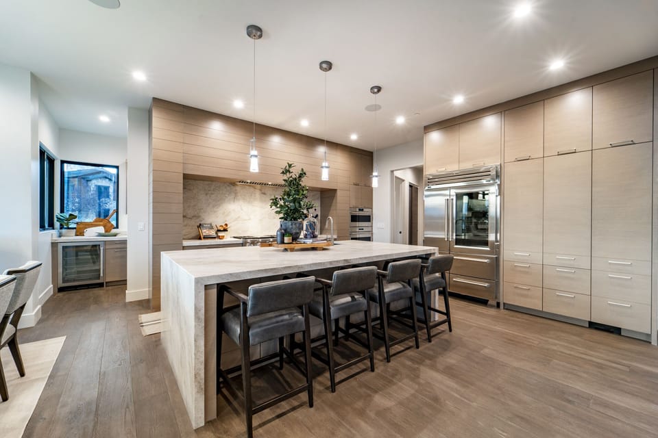 An entertainer's dream! This kitchen is beyond amazing!