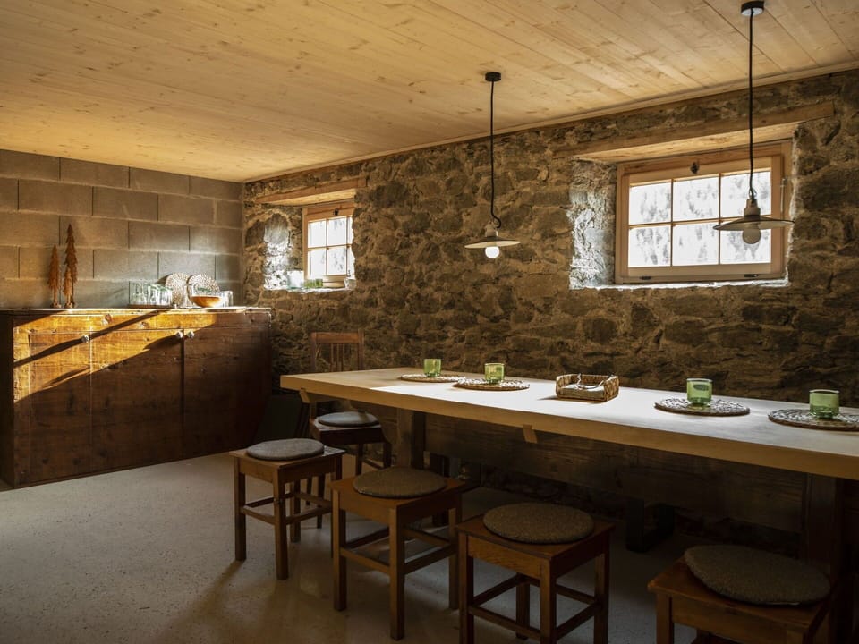 Table, Furniture, Window, Countertop, Building, Wood, Interior Design, Architecture, Kitchen, Plant