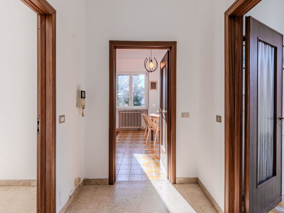 Door, Building, Wood, Window, Interior Design, Hall, Flooring, Floor, Wood Stain