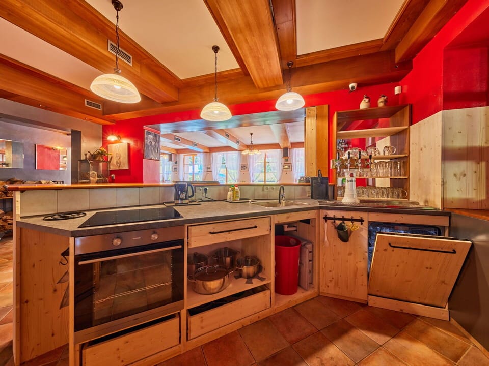 Countertop, Cabinetry, Kitchen, Wood, Tap, Kitchen Appliance, Building, Sink, Interior Design, Kitchen Stove