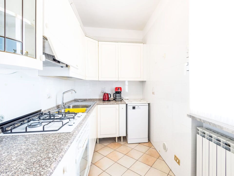 Cabinetry, Kitchen Sink, Countertop, Tap, Window, Sink, Kitchen Stove, Kitchen, Wood