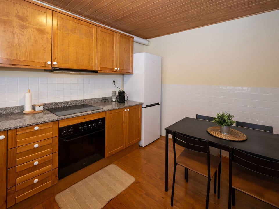 Furniture, Cabinetry, Countertop, Property, Table, Wood, Kitchen, Interior Design, Lighting, Building