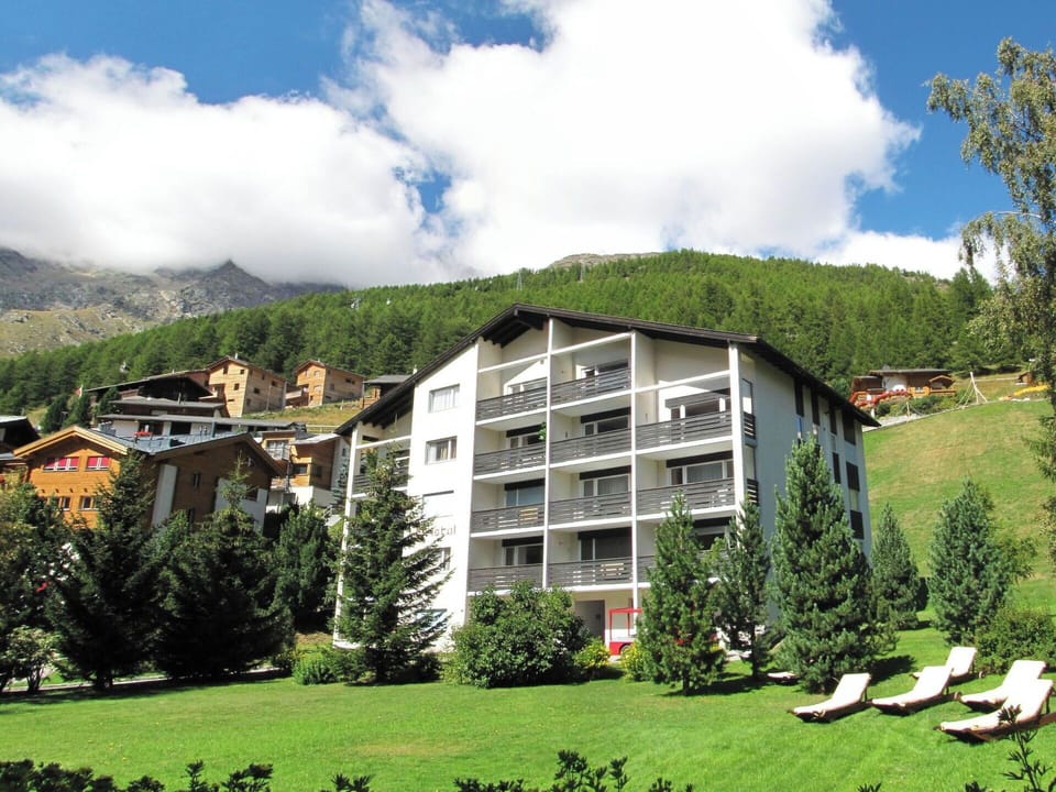 Mountain Range, Hill Station, Valley, Larch, Alps, Mountain Village, Hotel, Evergreen