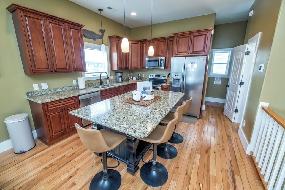 Large kitchen with everything you need to make meals for your crew