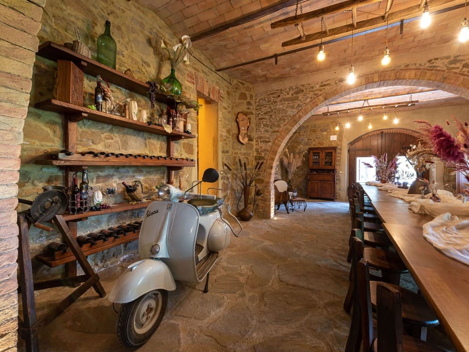 Wheel, Building, Table, Wood, Interior Design, House, Shelf, Chair, Ceiling