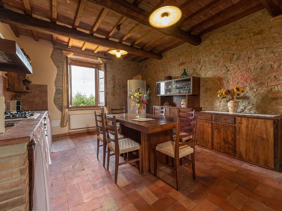 Table, Property, Furniture, Wood, Window, Chair, Architecture, Interior Design, Picture Frame, Floor