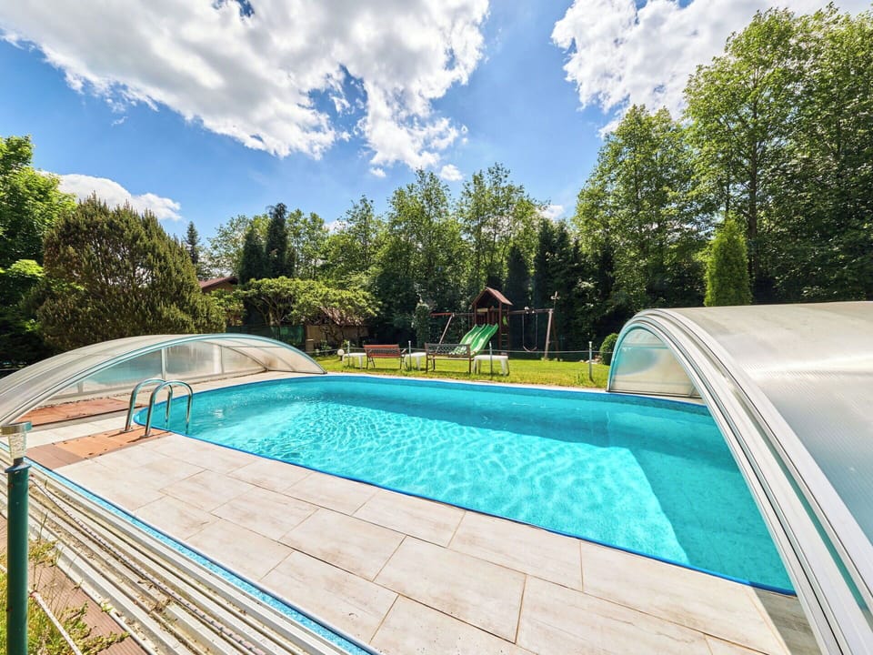 Swimming Pool, Composite Material, Leisure, Resort, Shade, Design, Eco Hotel, Water Feature