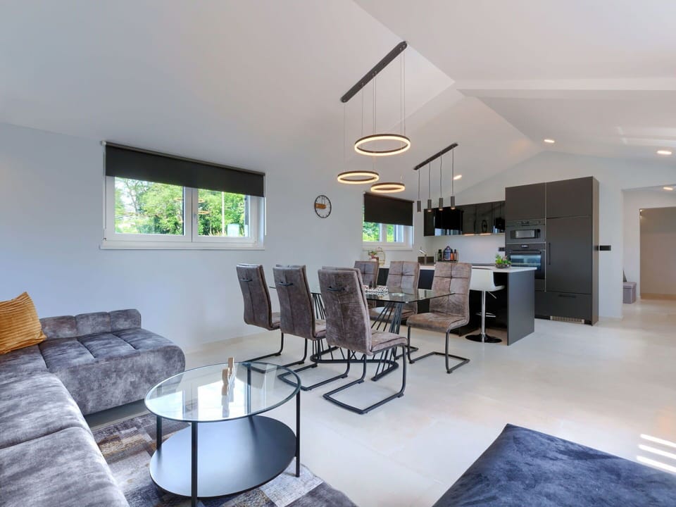 Cloud, Table, Sky, Furniture, Property, Chair, Building, Water, Outdoor Furniture, Interior Design