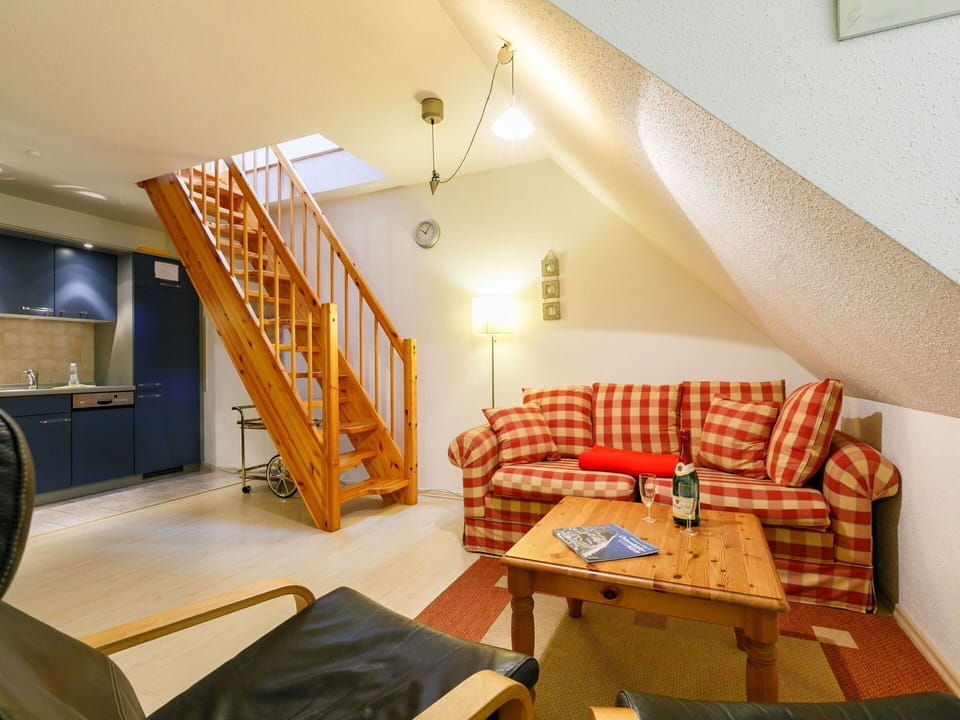 Furniture, Property, Table, Couch, Wood, Comfort, Interior Design, Building, Floor, Living Room