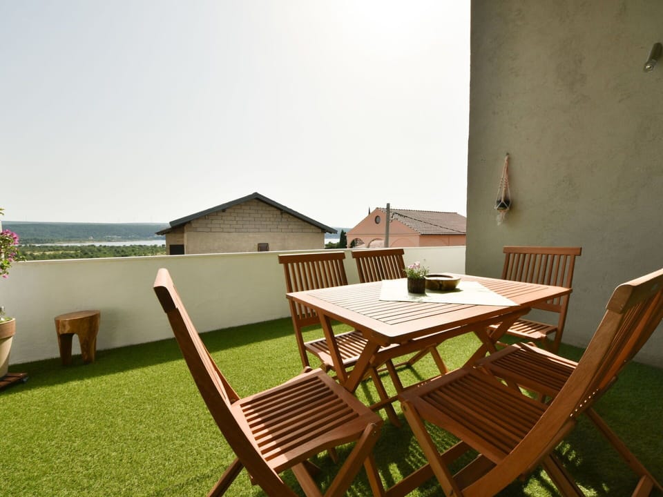 Furniture, Property, Building, Sky, Table, Chair, Wood, Plant, Outdoor Furniture, Shade