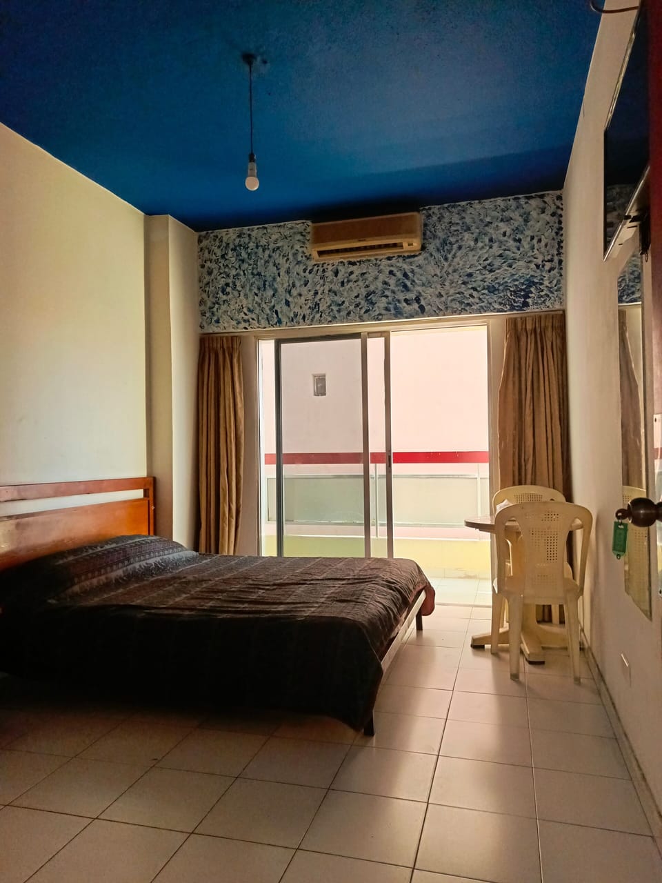 Economy Double Room | Laptop workspace, WiFi (free), bed sheets
