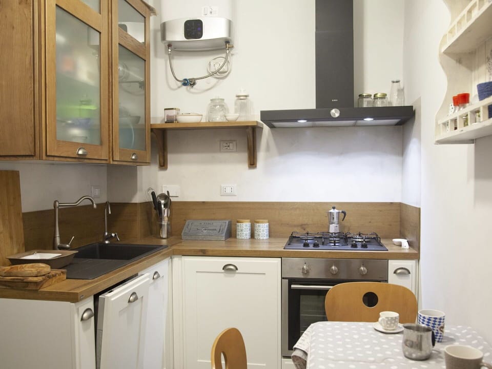 Cabinetry, Kitchen Sink, Property, Furniture, Tap, Sink, Countertop, Kitchen, Wood, Interior Design