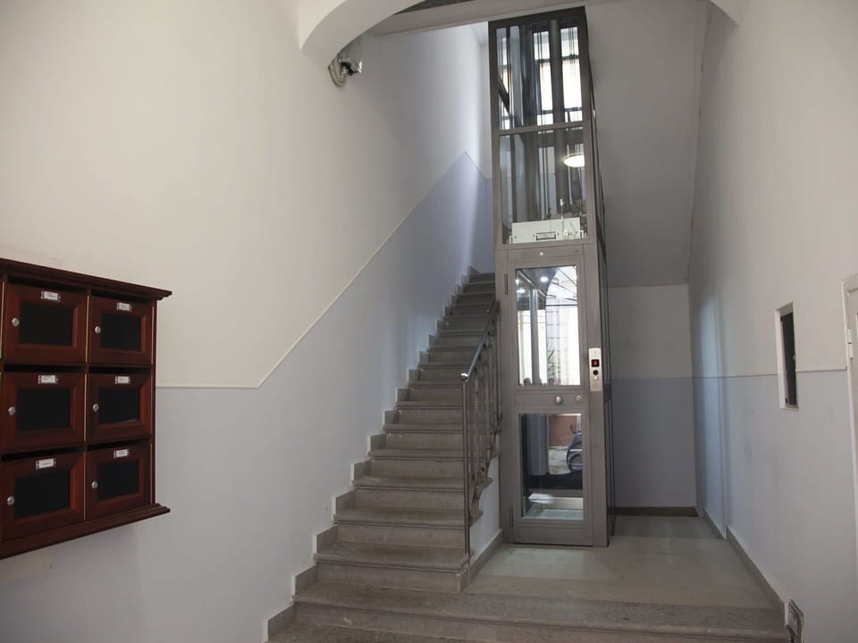 Property, Stairs, Wood, Interior Design, Wall, Floor, Material Property, Flooring, Composite Material