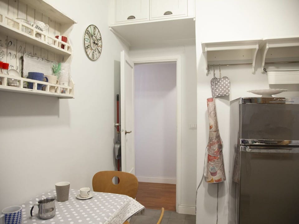 Building, Furniture, Table, Door, Interior Design, Wood, Flooring, Floor, House, Cabinetry