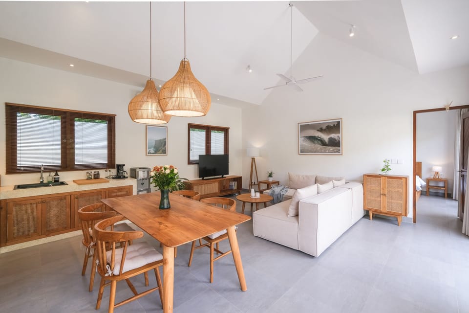 Villa | In-room dining