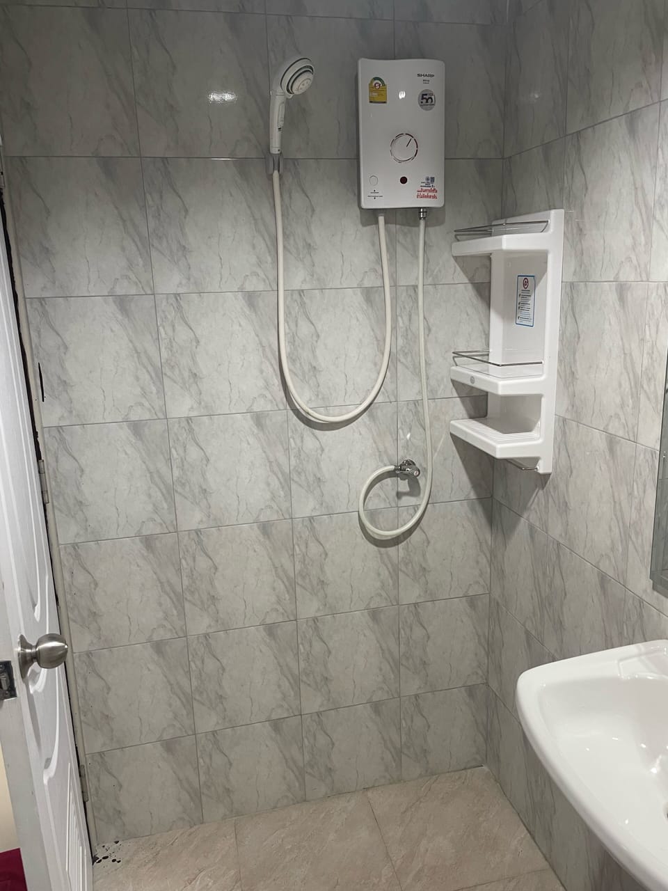Superior Studio | Bathroom