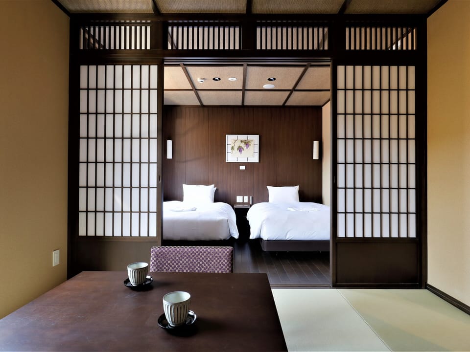 Superior Japanese-style room+Western-style twin room | In-room safe, desk, free WiFi