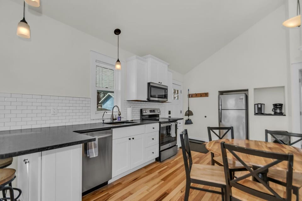 “Superior” Cottage Kitchen and Dining Area