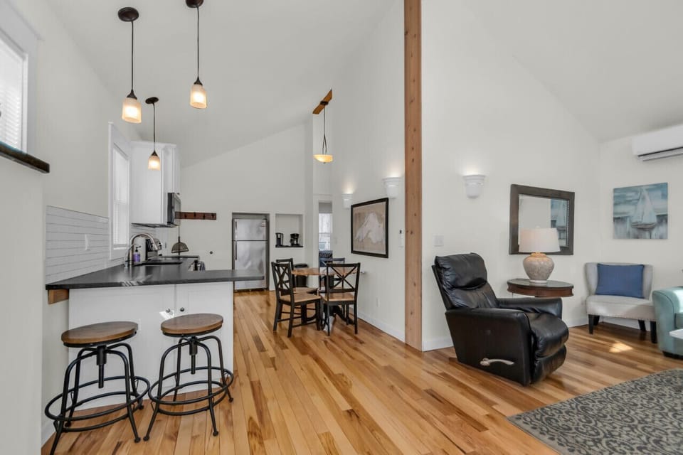 “Superior” Cottage Open Floor Plan with Vaulted Ceilings