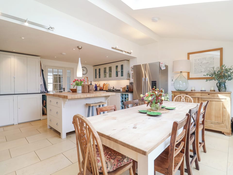 Cottage | Interior