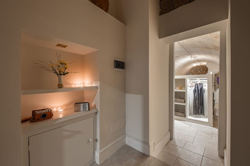 Deluxe Room, City View | Premium bedding, in-room safe, individually decorated