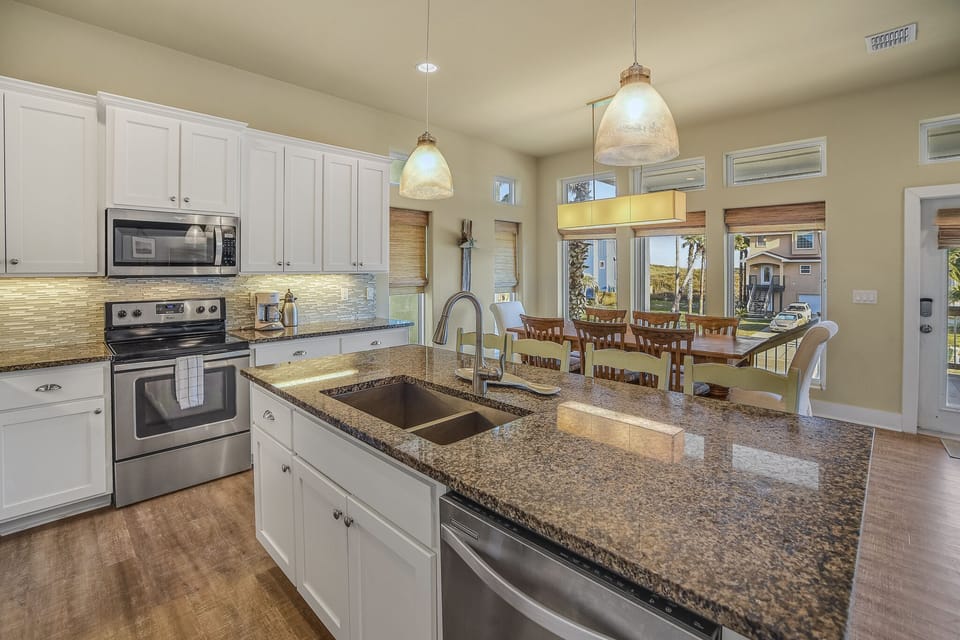 House, Multiple Beds, Patio, Garden View (Gone Coastal ) | Private kitchen | Electric kettle, dining table