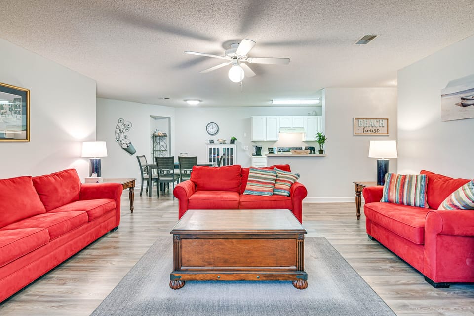 Living Room | Smart TV | Central Air Conditioning & Heating
