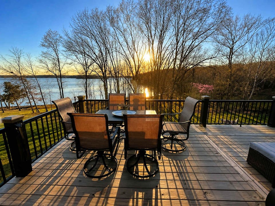 Outdoor table for 6 with beautiful lake scenery.