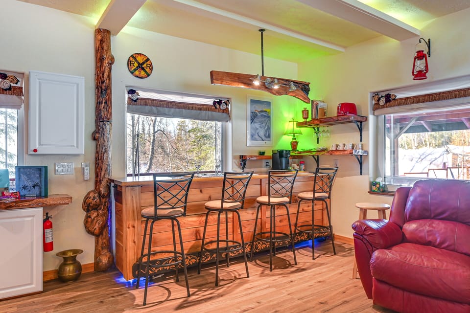 Bar Area | 1st Floor
