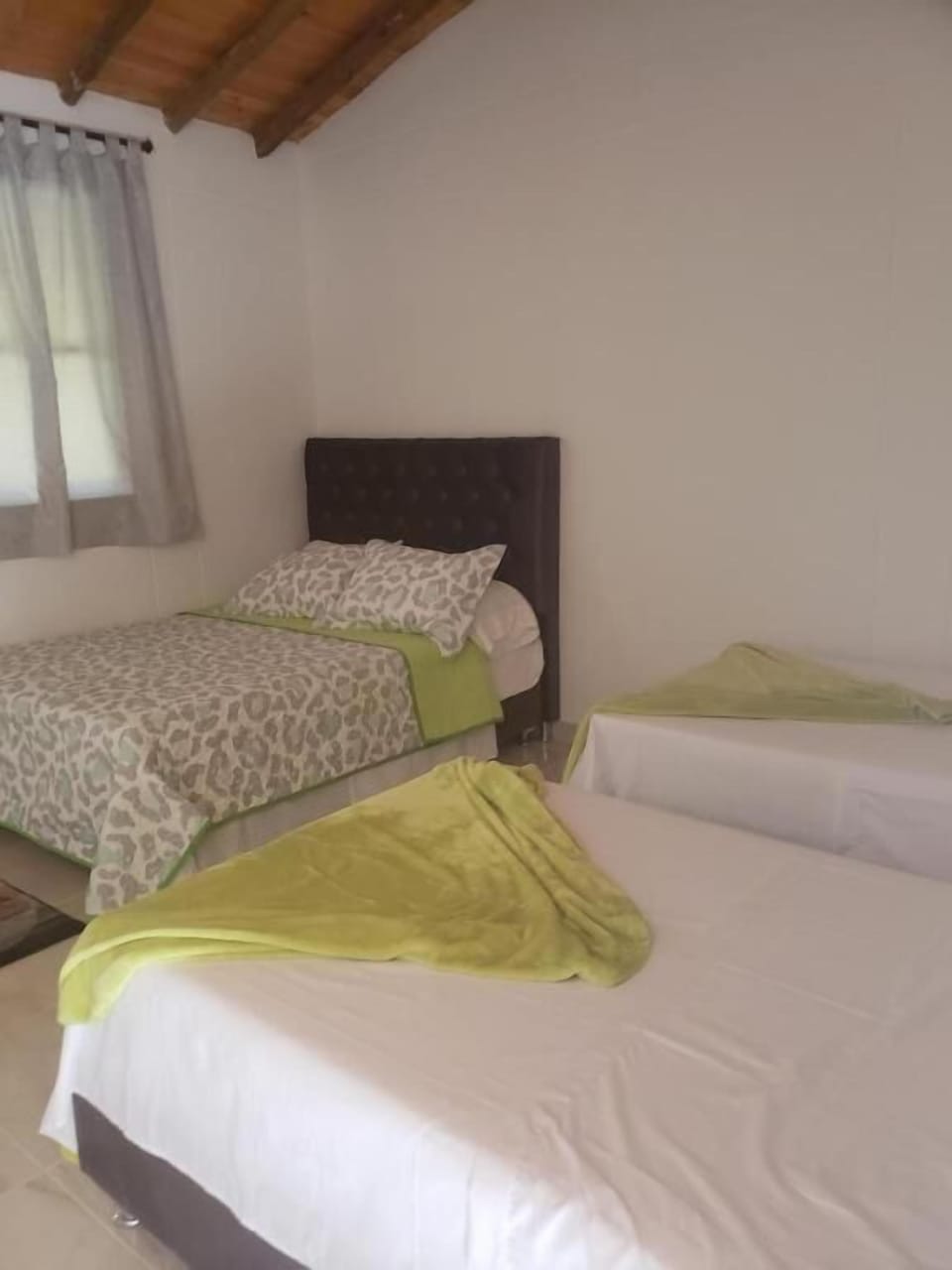 Free WiFi, bed sheets
