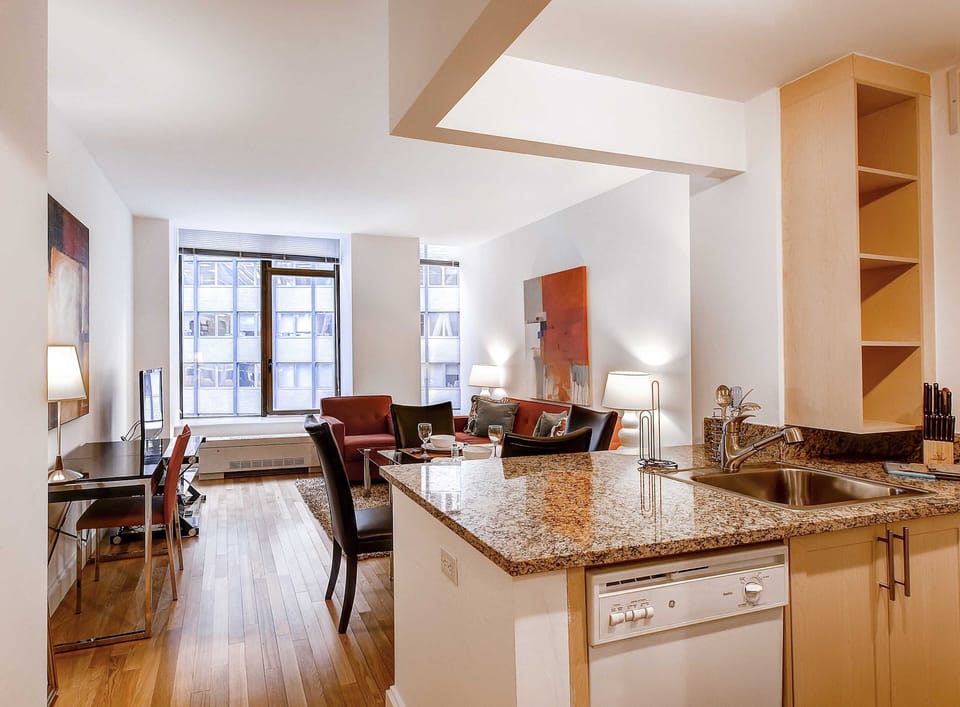 Financial District New York 1 Bedroom Kitchen