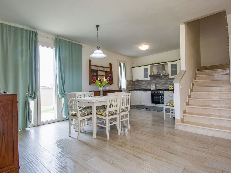 Property, Table, Window, Wood, Interior Design, Chair, Flooring, Door, Curtain, Floor