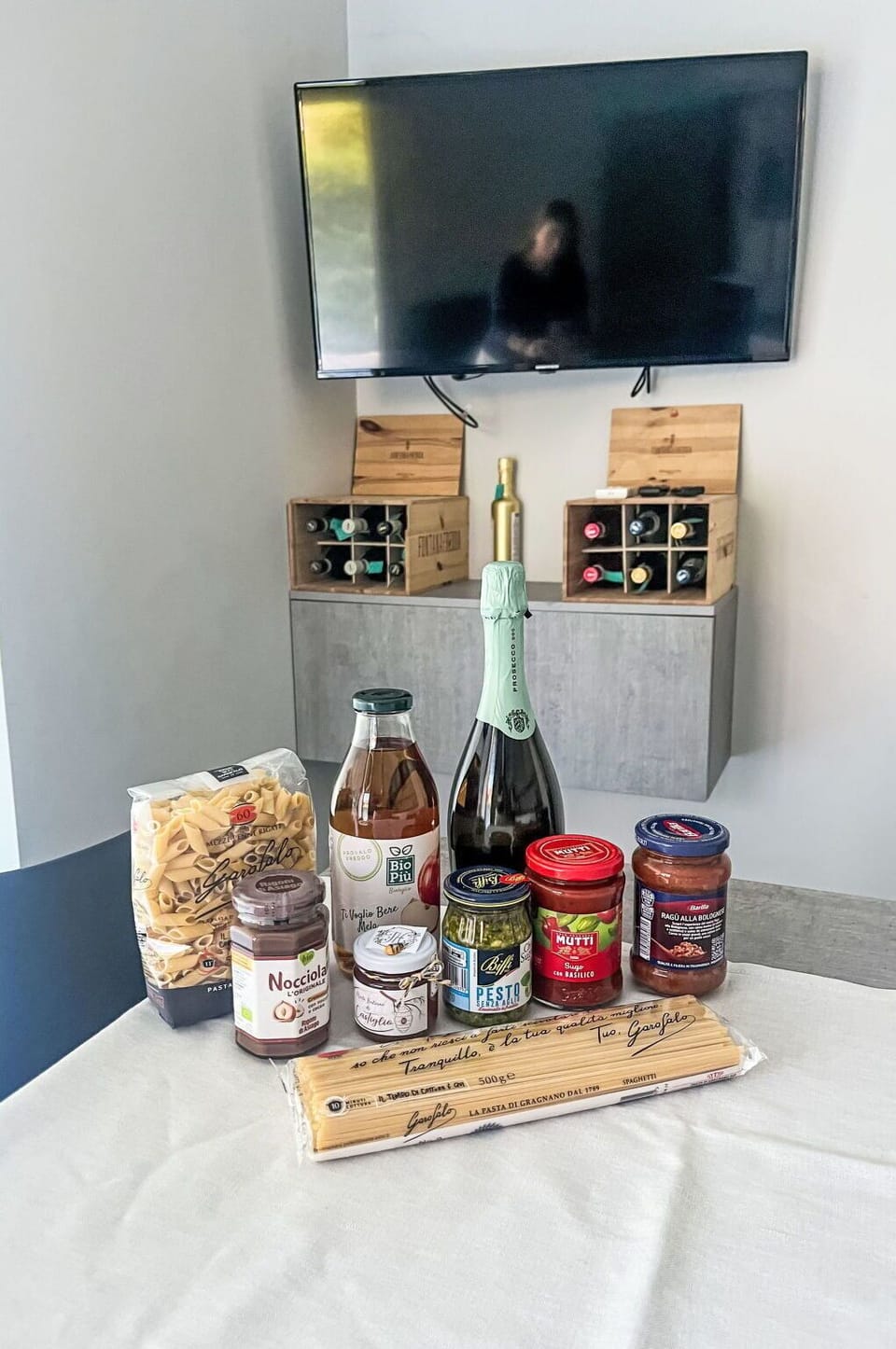 Bottle, Glass Bottle, Wine Bottle, Food, Shelving, Shelf