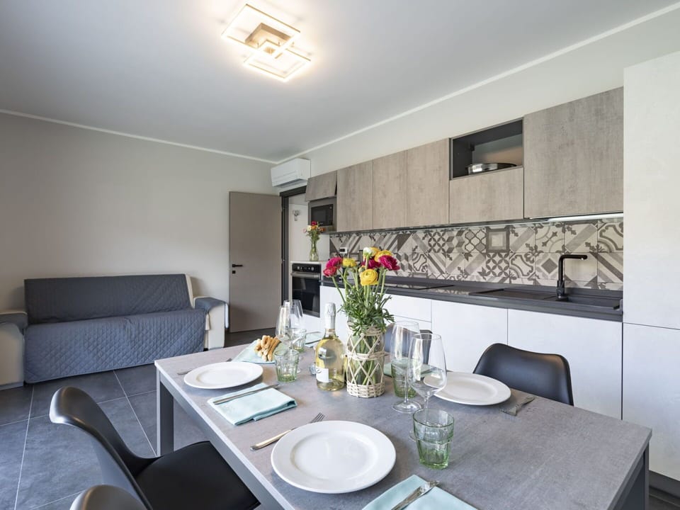 Table, Furniture, Property, Building, White, Tableware, Chair, Houseplant, Plant, Lighting