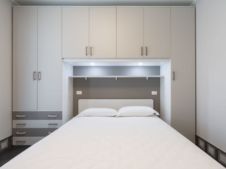 Furniture, Property, Building, Cabinetry, Comfort, Bed, Wood, Bed Frame, Interior Design, Floor