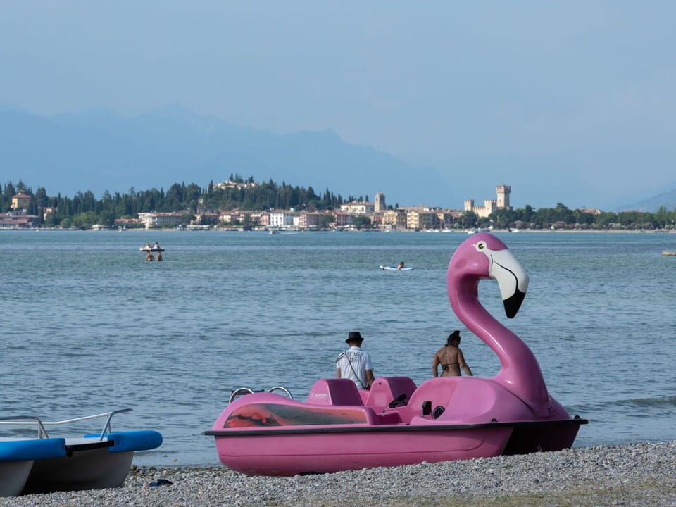 Water, Sky, Boat, Lake, Vehicle, Tree, Leisure, Boats And Boating--Equipment And Supplies, Recreation