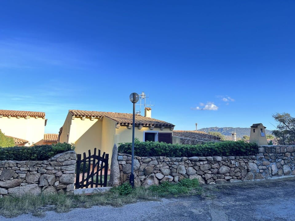 Sky, Cloud, Plant, House, Building, Landscape, Horizon, Tree, Stone Wall, Hill