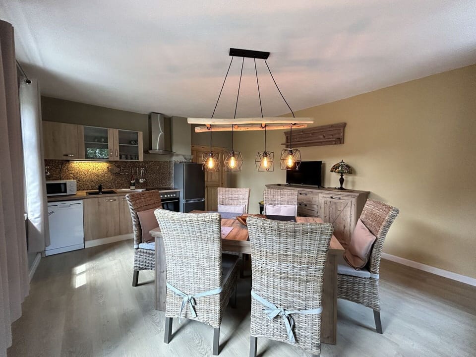 Furniture, Table, Wood, Interior Design, Chair, Countertop, Floor, Living Room, Flooring, Beam