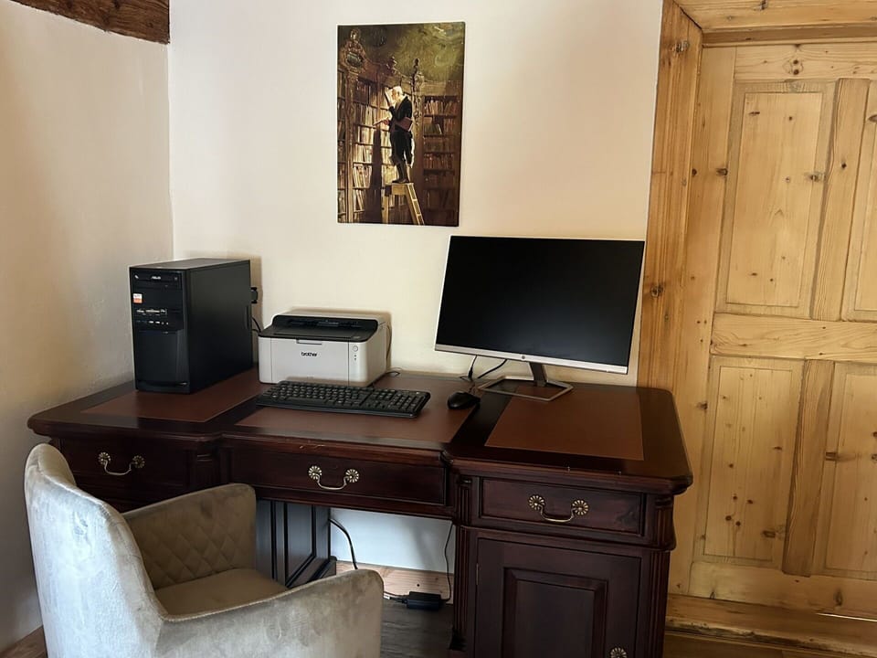Cabinetry, Furniture, Property, Computer Desk, Drawer, Desk, Chest Of Drawers, Interior Design