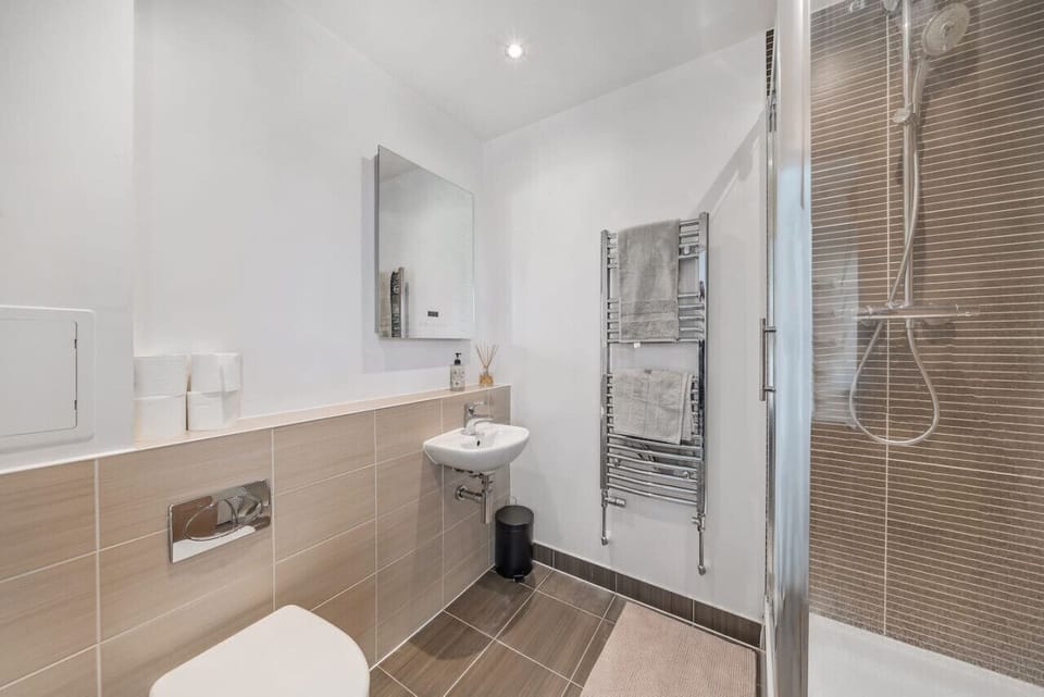 Ensuite Bathroom