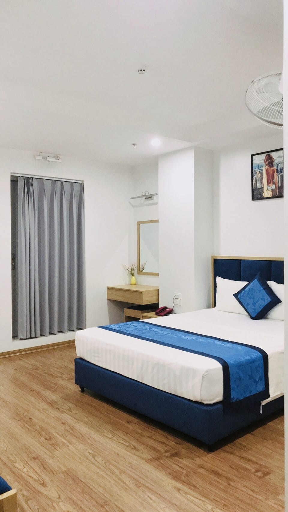 Basic Single Room | Free minibar items, free WiFi, bed sheets
