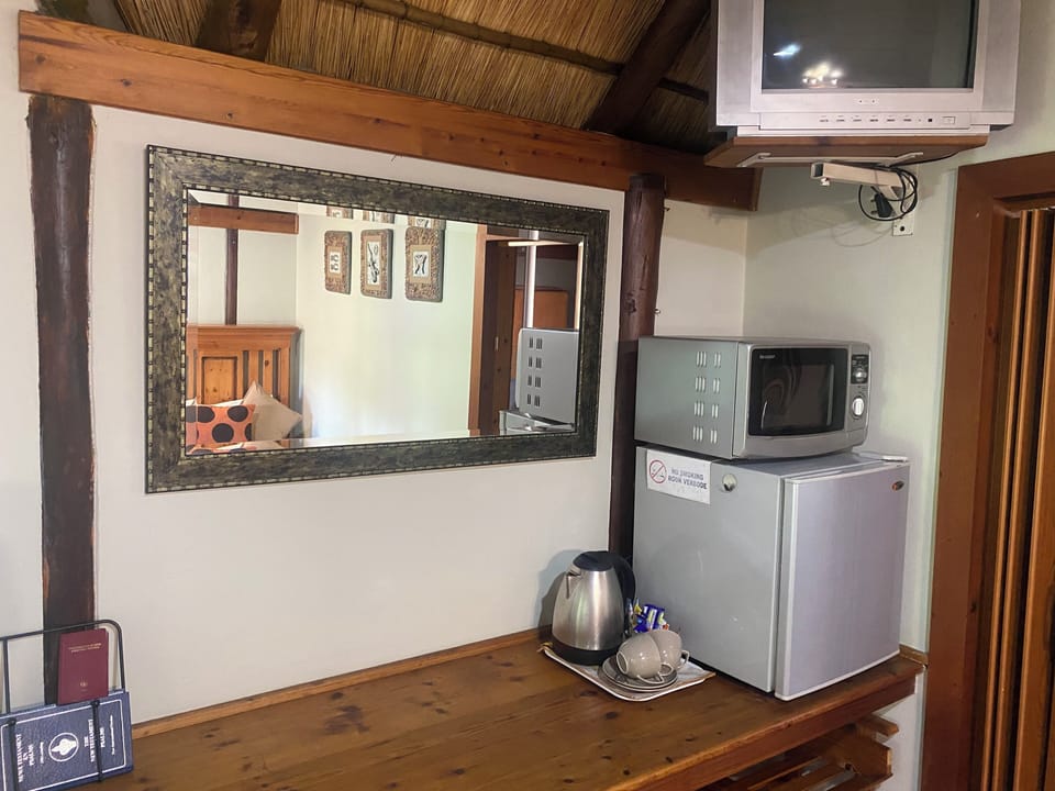 Room, 1 Bedroom, Accessible, Patio | Interior