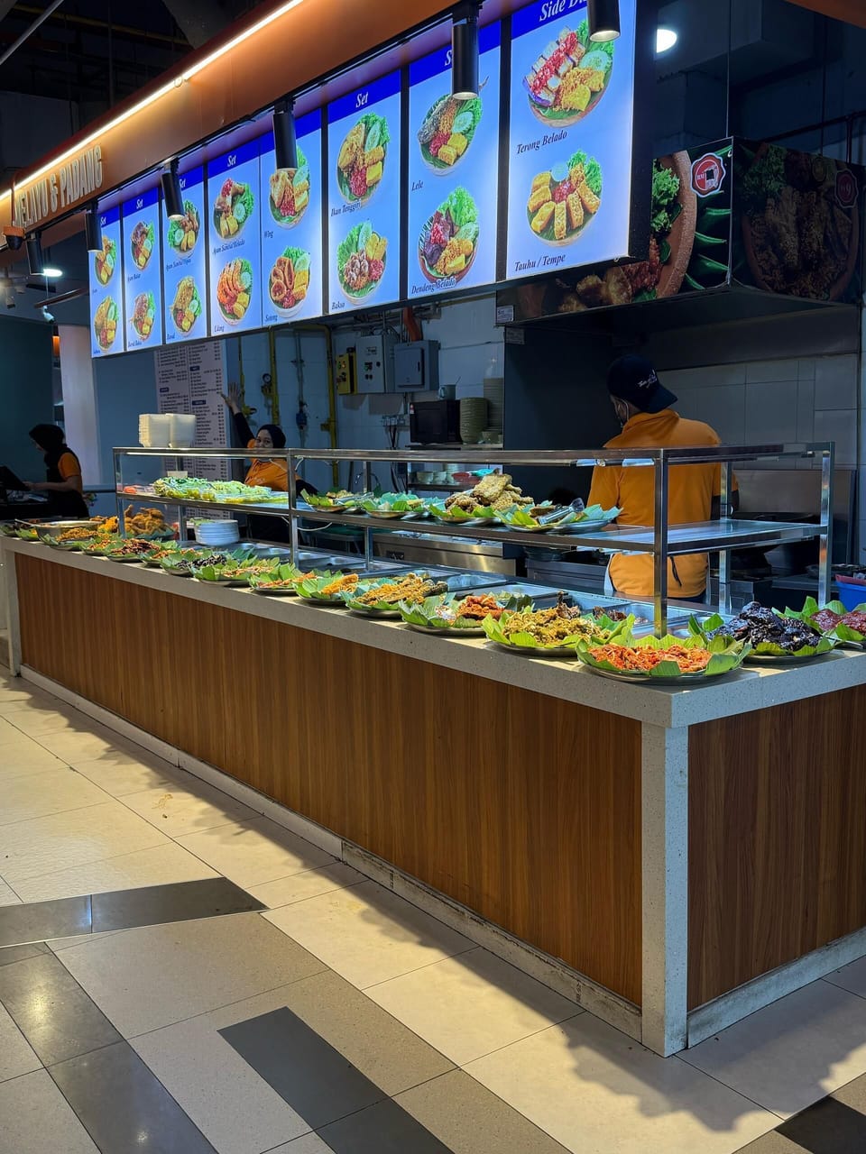 Breakfast area