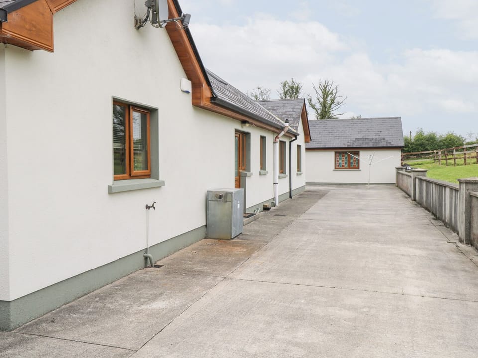 Cottage | Property grounds