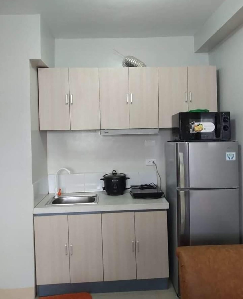 Comfort Condo, 1 Bedroom, Kitchen, Ocean View | Private kitchen | Fridge, microwave, oven, stovetop