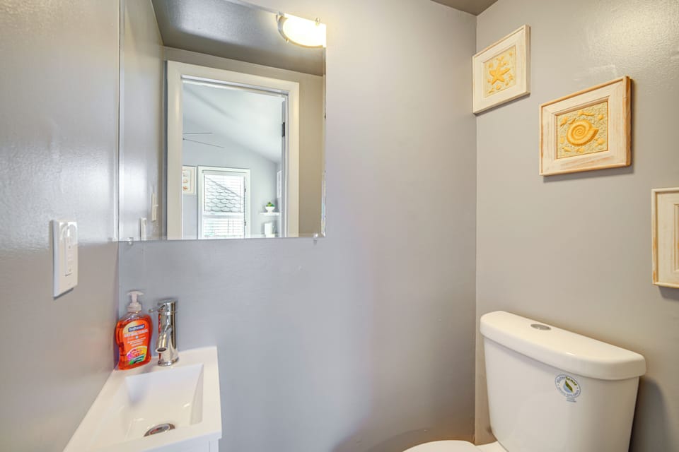 Renovated Ocean City Retreat - Walk to Beach! Apartment in Ocean City